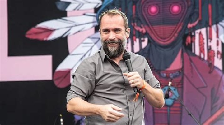 Neil Fallon
